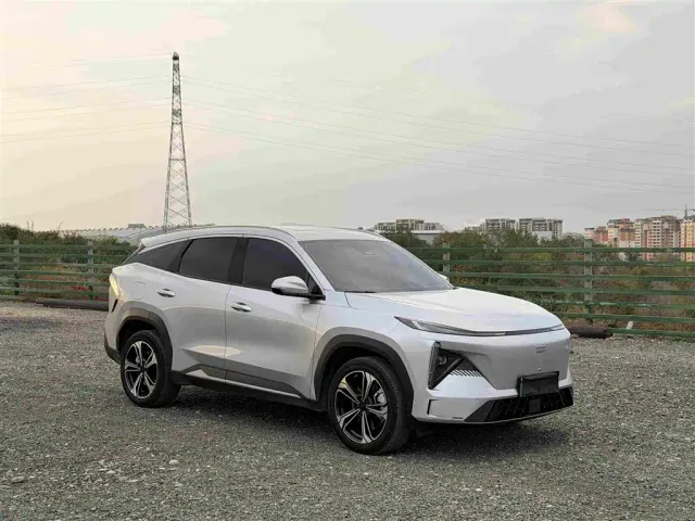 Geely Galaxy L7 — Фото автомобиля 3
