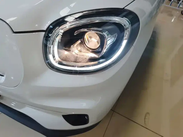 Leapmotor T03 — Фото автомобиля 23