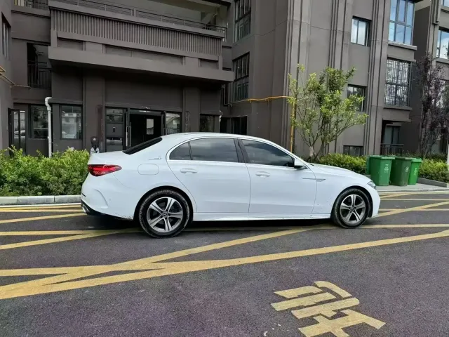 Mercedes-Benz C-Class — Фото автомобиля 9