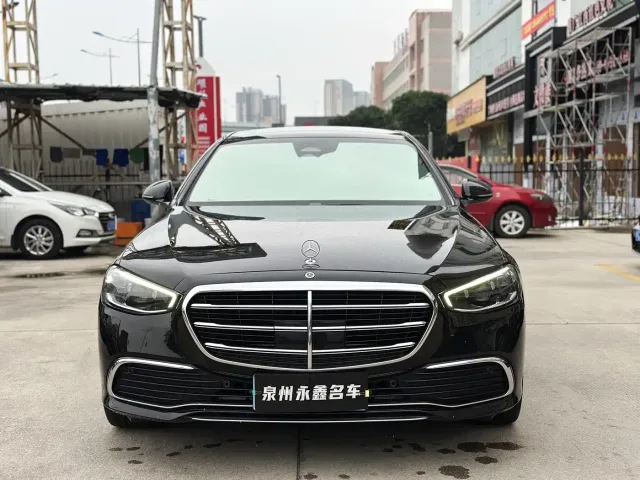 Mercedes-Benz S-Class — Фото автомобиля 2