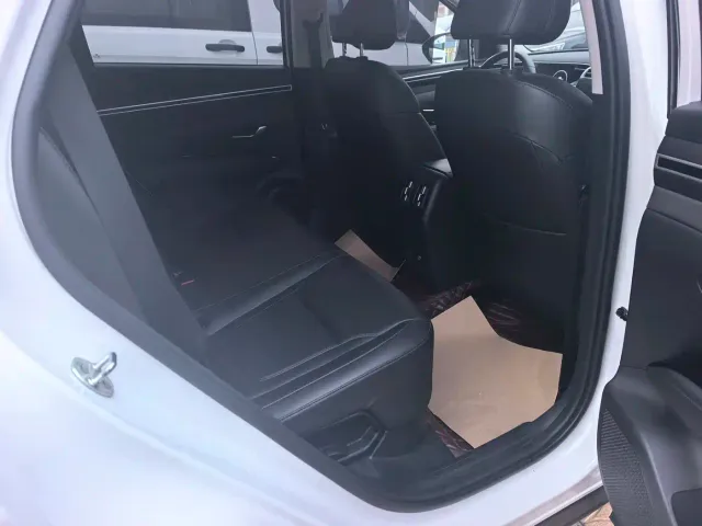 Hyundai Tucson — Фото автомобиля 10