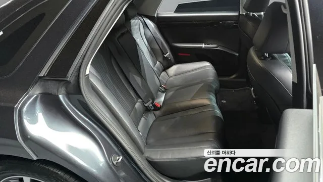 Hyundai Grandeur — Фото автомобиля 11