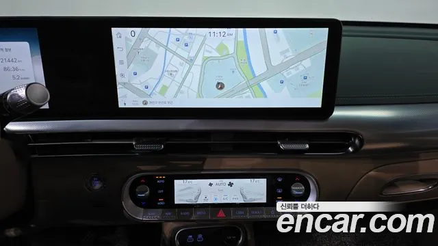 Genesis GV60 — Фото автомобиля 11