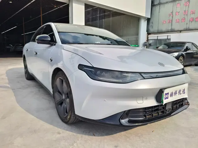 Leapmotor C01 — Фото автомобиля 3
