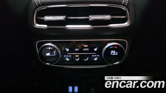 Genesis GV80 — Фото автомобиля 17