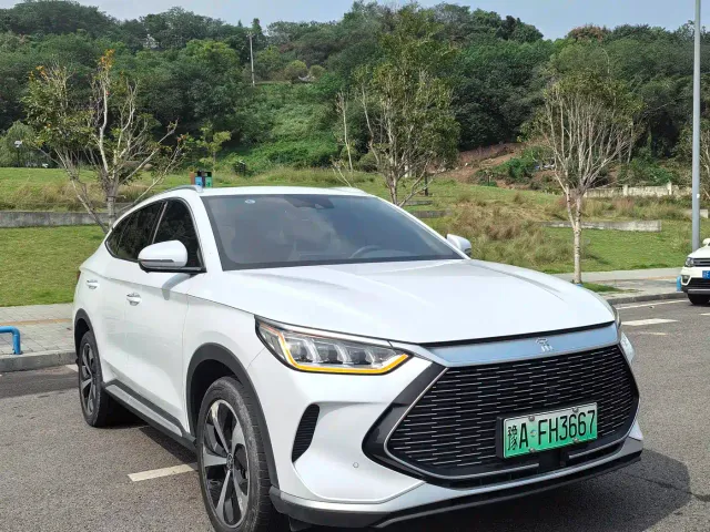 BYD Song PLUS — Фото автомобиля 3