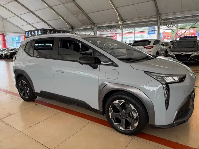 GAC Aion Y — Фото автомобиля 10