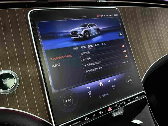 Mercedes-Benz EQE SUV — Фото автомобиля 15