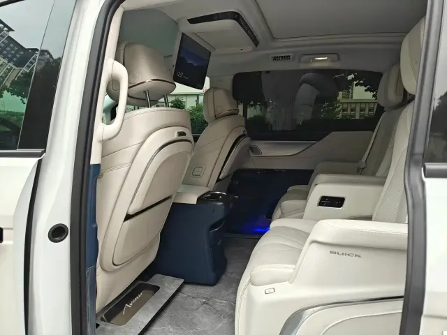 Buick Buick GL8 New Energy 2024 Landglory Luxury Edition 7-Seater — Фото автомобиля 9
