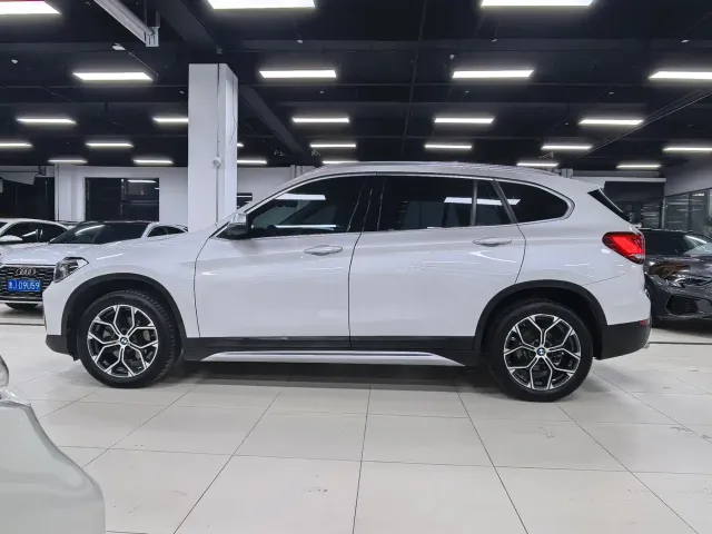 BMW X1 — Фото автомобиля 7