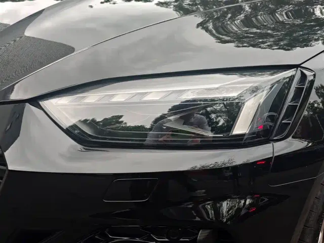 Audi Audi RS 5 2023 Model RS 5 2.9T Sportback Dark Gold Edition — Фото автомобиля 18