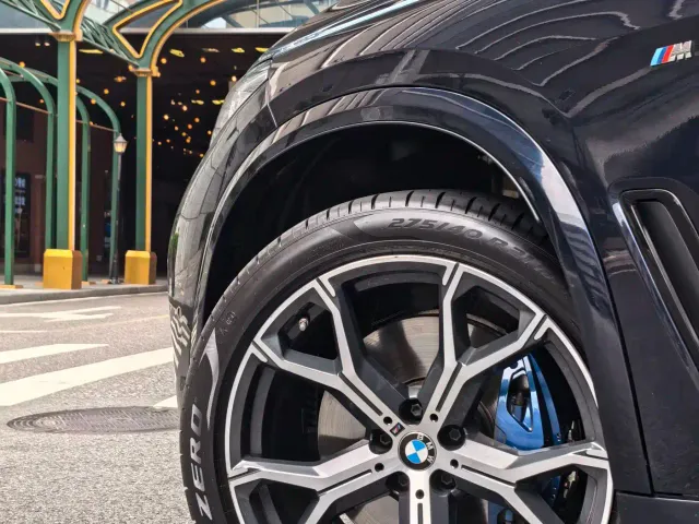 BMW X5 — Фото автомобиля 11