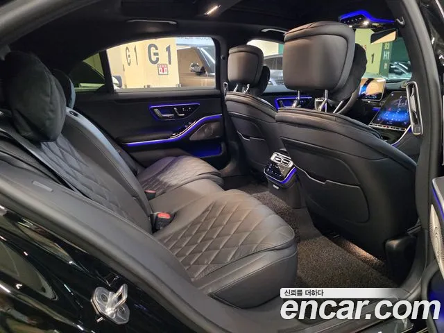 Mercedes-Benz S-Class — Фото автомобиля 4