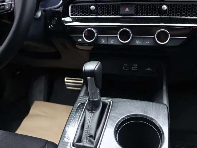 Honda Civic — Фото автомобиля 12