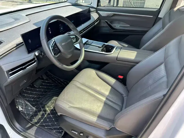 Maxus Dajia 7 — Фото автомобиля 4