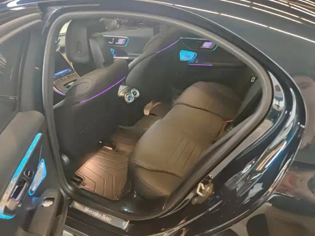 Mercedes-Benz C-Class — Фото автомобиля 11