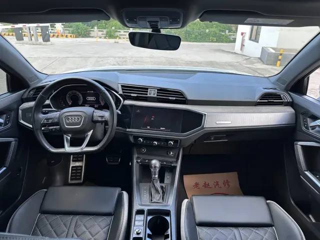 Audi Q3 — Фото автомобиля 6