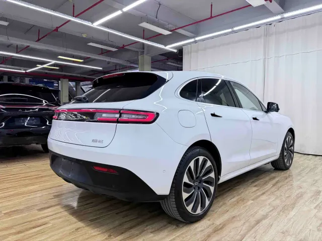 Aito M5 — Фото автомобиля 4