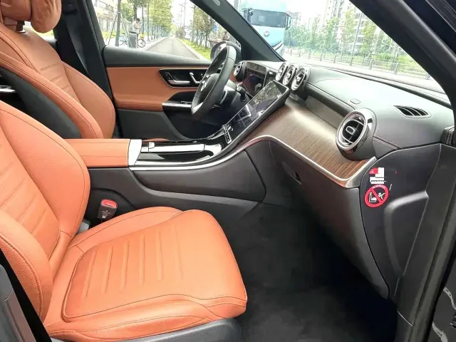 Mercedes-Benz Mercedes-Benz GLC 2023 GLC 300 L 4MATIC Sport 5-Seater — Фото автомобиля 9