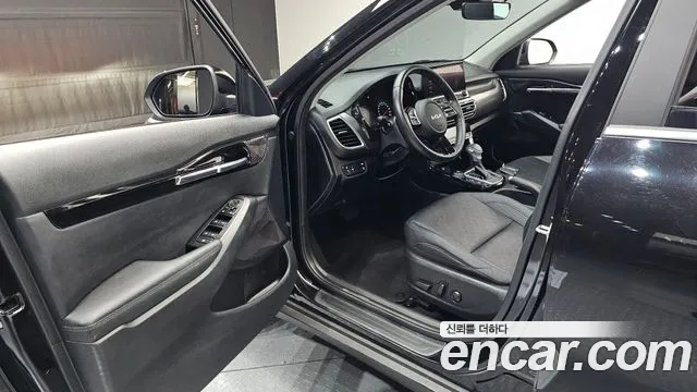 Kia Seltos Seltos Бензин 1.6 турбо 2WD — Фото автомобиля 10