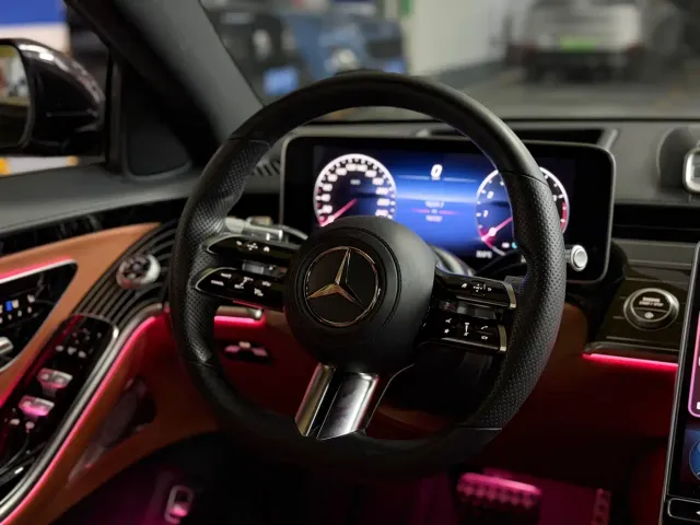 Mercedes-Benz S-Class — Фото автомобиля 10
