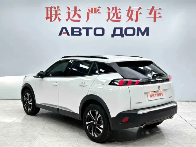 Peugeot 2008 — Фото автомобиля 4