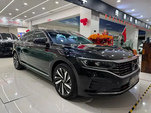 Volkswagen Passat — Фото автомобиля 3