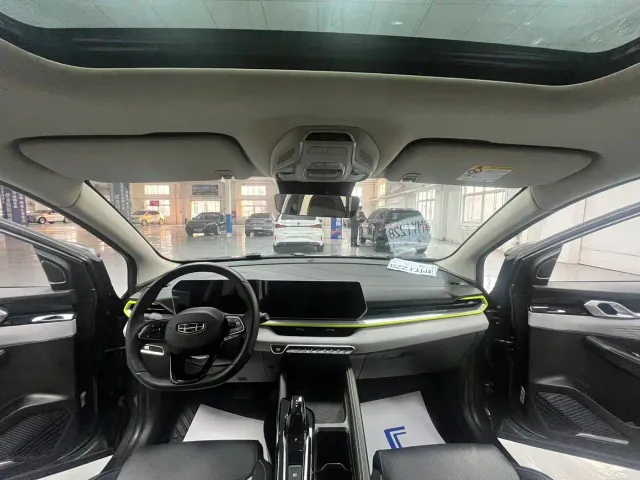 Geely Binyue — Фото автомобиля 7