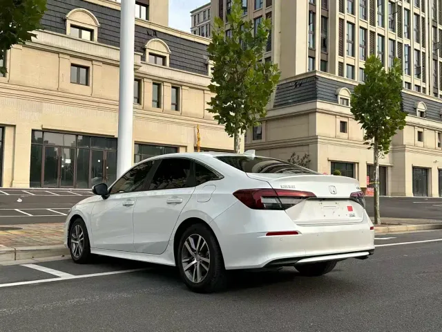 Honda Civic — Фото автомобиля 9