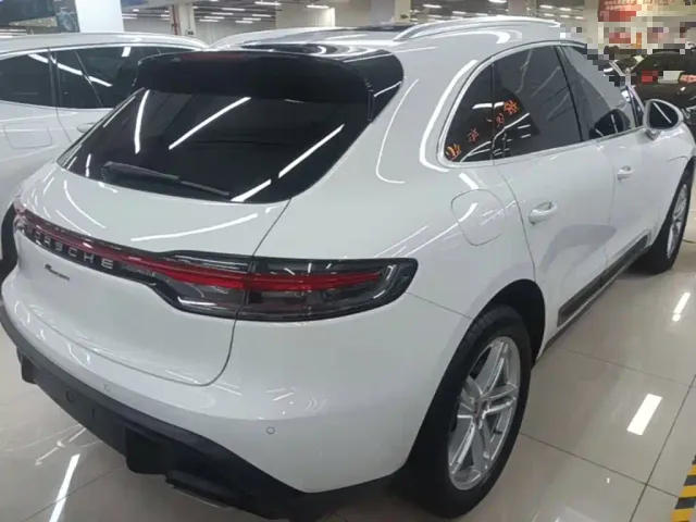 Porsche Macan — Фото автомобиля 6