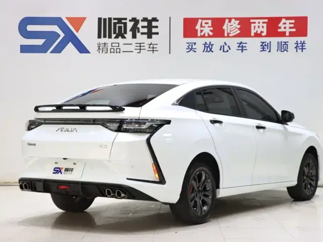 Dongfeng Yixuan — Фото автомобиля 4