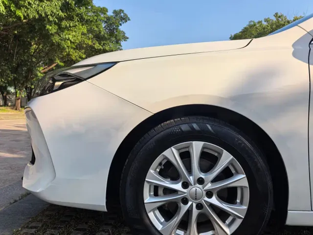 Roewe i5 — Фото автомобиля 17