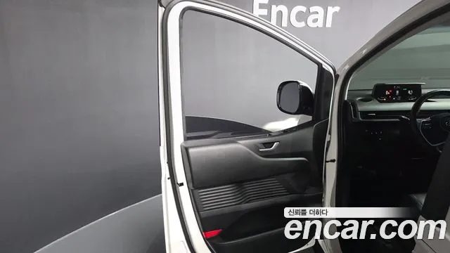 Hyundai Staria — Фото автомобиля 28