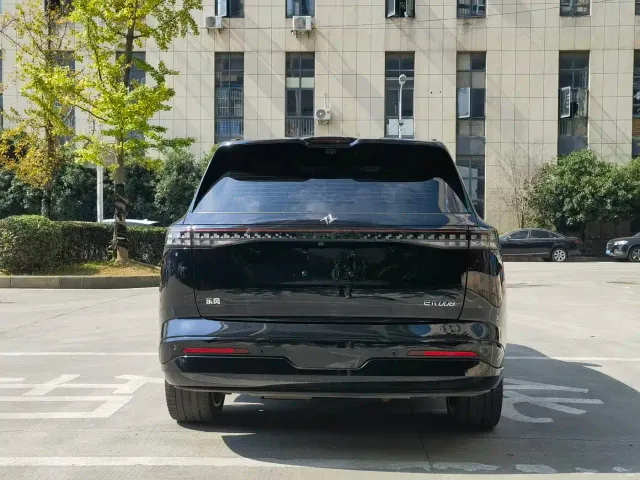 Dongfeng eπ 008 — Фото автомобиля 8
