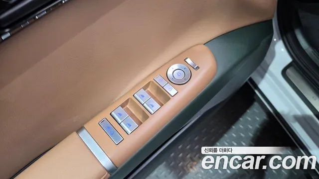 Hyundai Grandeur GN7 — Фото автомобиля 29