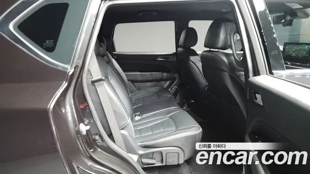 KG_Mobility_Ssangyong Rexton Rexton Arena Дизель 2.2 4WD — Фото автомобиля 12