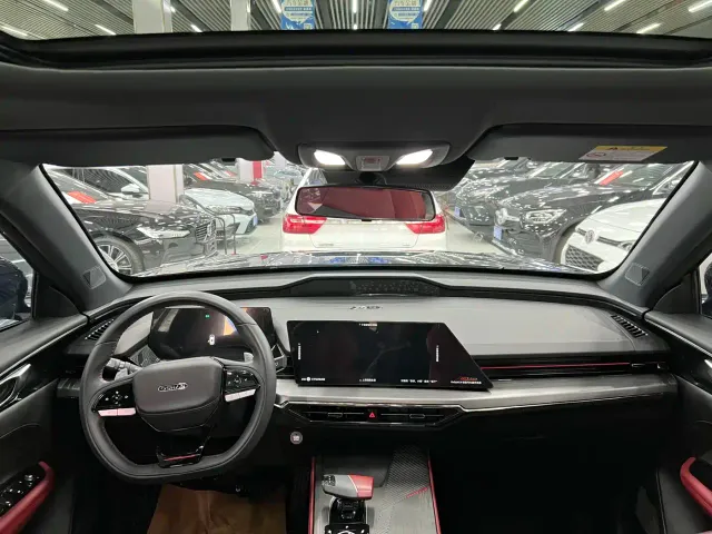 Changan Z6 — Фото автомобиля 5