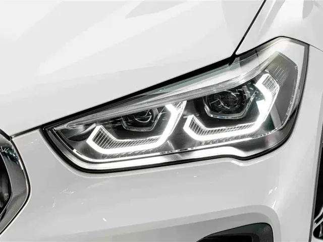 BMW X1 — Фото автомобиля 4