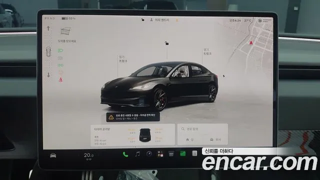 Tesla Model 3 — Фото автомобиля 11