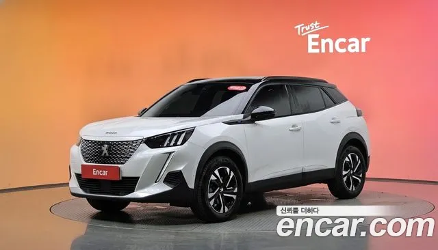 Фотография автомобиля — Peugeot 2008