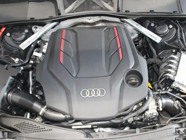Audi S4 — Фото автомобиля 11