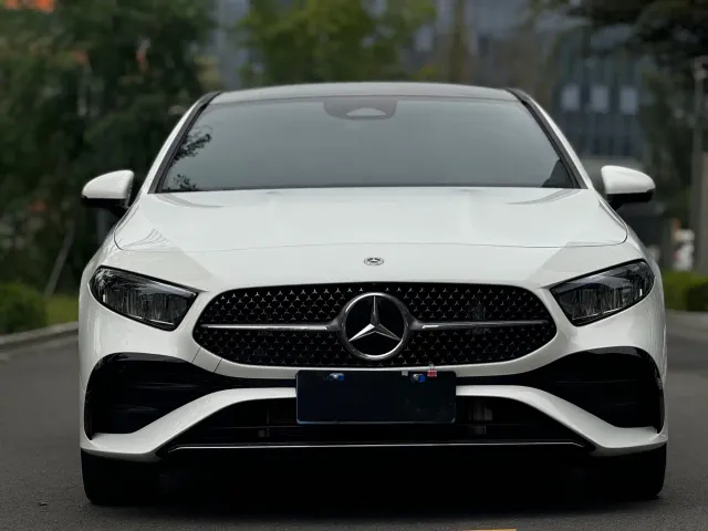 Mercedes-Benz A-Class — Фото автомобиля 2
