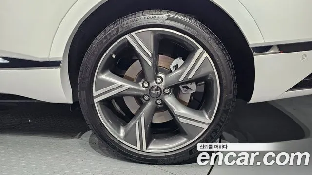 Genesis GV80 2.5T Бензин AWD — Фото автомобиля 20