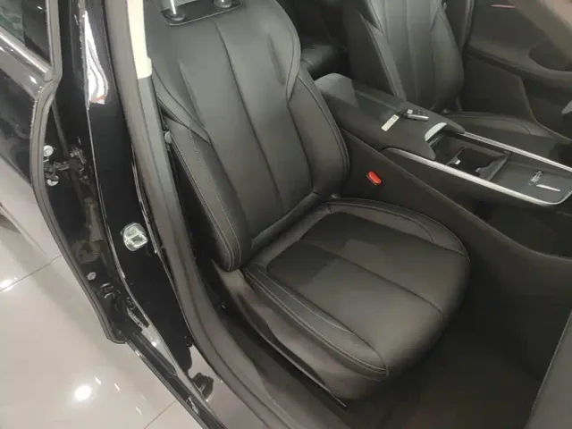 Buick LaCrosse — Фото автомобиля 24
