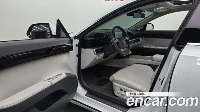 Hyundai Grandeur GN7 — Фото автомобиля 15
