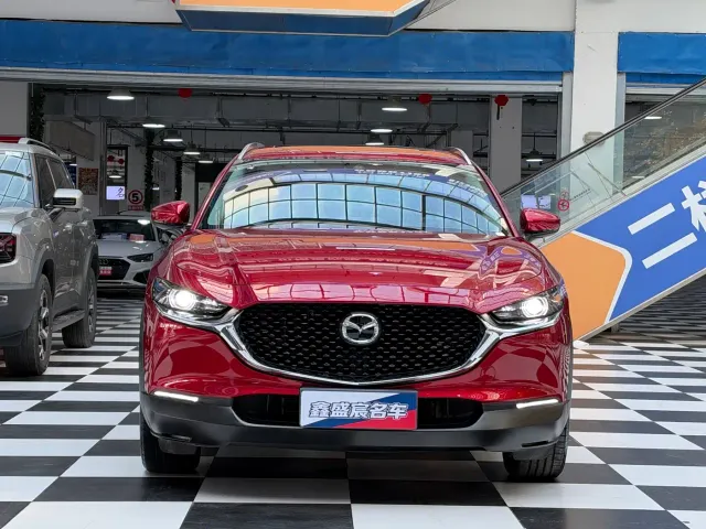 Mazda CX-30 — Фото автомобиля 2