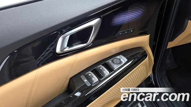 Kia Canival Carnival 4 поколение Бензин 9 мест Signature — Фото автомобиля 15