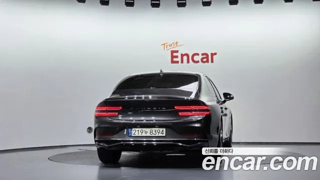 Genesis G80 Бензин 2.5 турбо AWD — Фото автомобиля 3