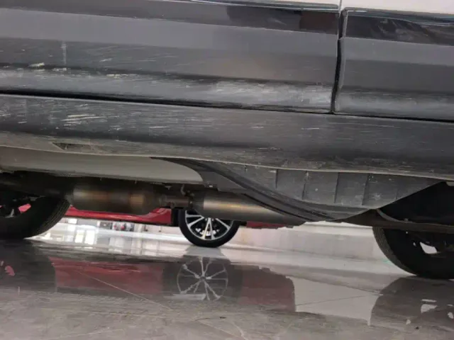Dongfeng Fengshen AX7 — Фото автомобиля 20