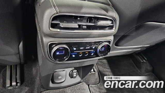 Genesis GV80 2.5T Бензин 2WD — Фото автомобиля 17